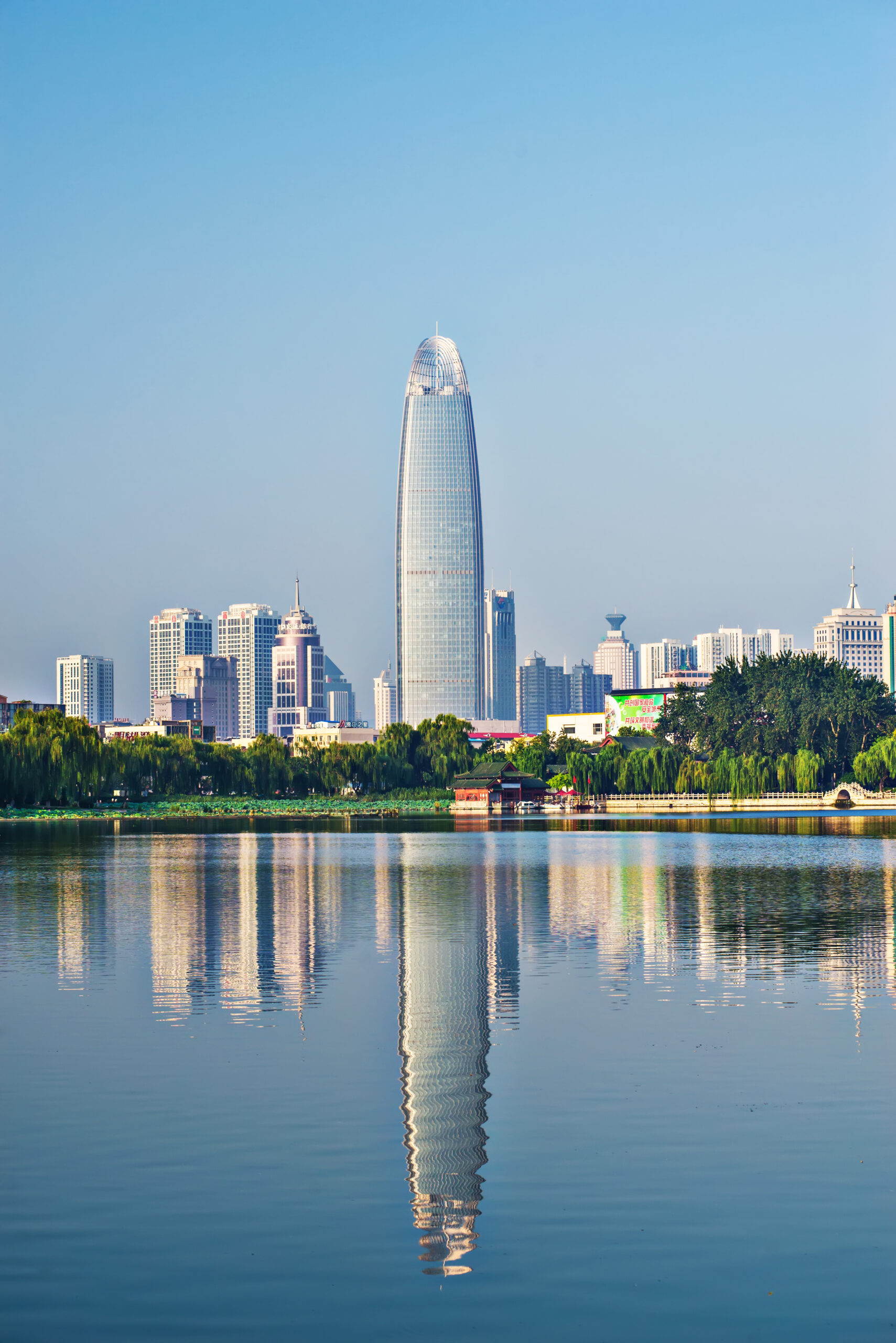 city-view-from-lake